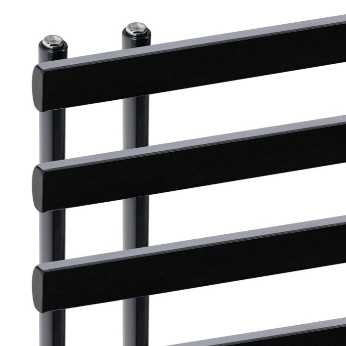 Дизайнерська рушникосушка Eze 7/780 чорний матовий