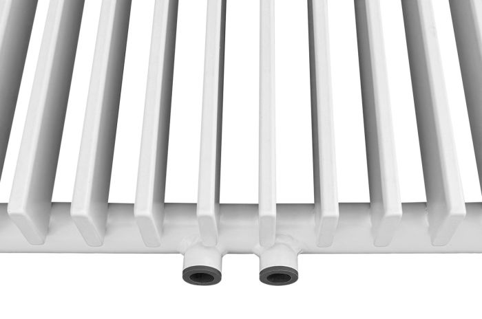 Вертикальний дизайнерський радіатор опалення ARTTIDESIGN Pesaro 13/1800/470/50 білий матовий